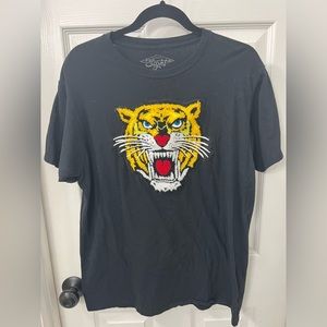 Eighty Eight Embroidered Tiger Black T-shirt size L